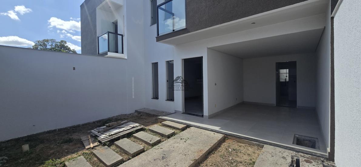 casa-geminada-venda-guaruja-mansoes-betim-1018371